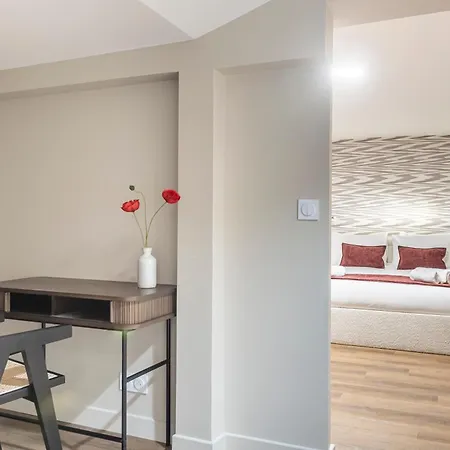 Sweett - Villiers Apartment Paris